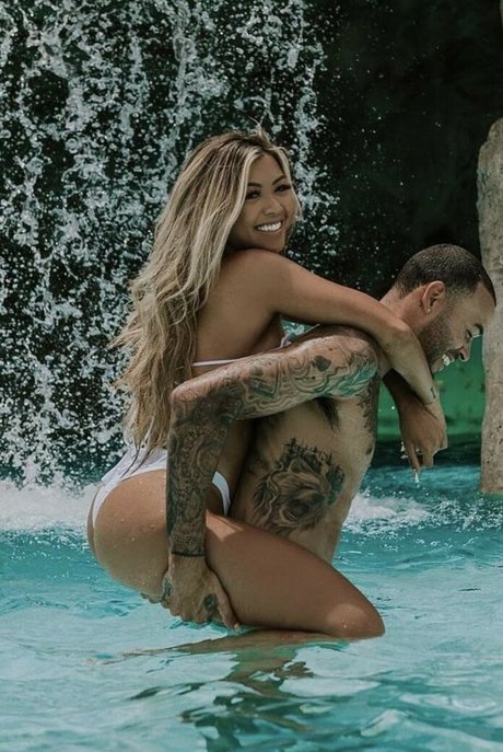 Liane V art star gallery