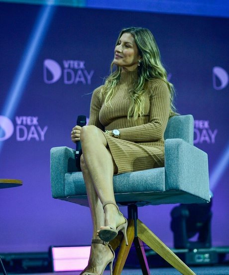 Gisele Bundchen free model archive