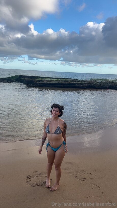 isabellasanford naked actress pic