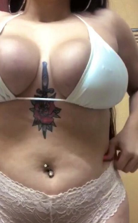 MandixCandy pornographic actress photo