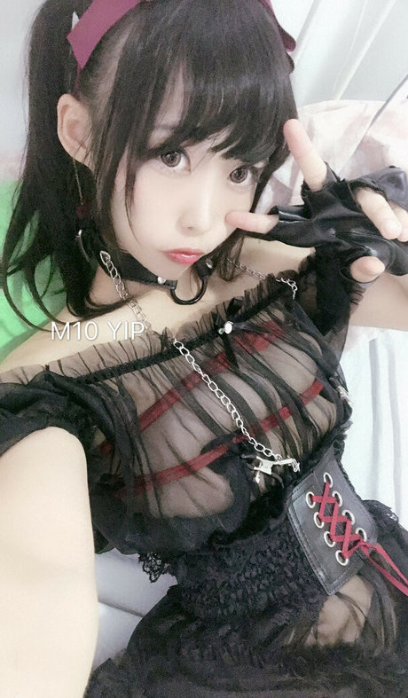 NazoEirian star naked images