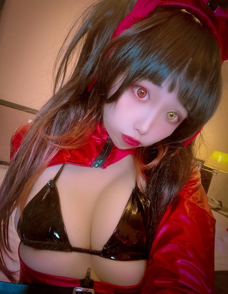 NazoEirian pornographic model image