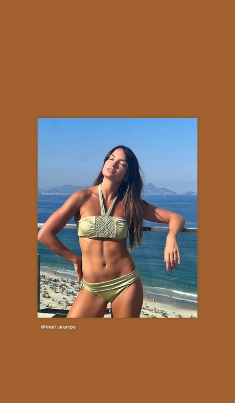 Mari Araripe hot star pic