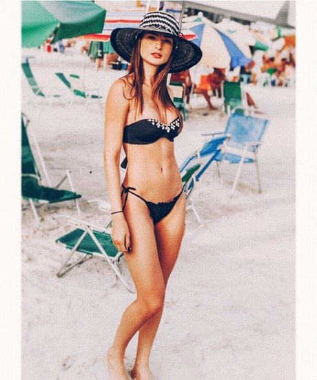 Maria Julia Vieira pornstar nude pics