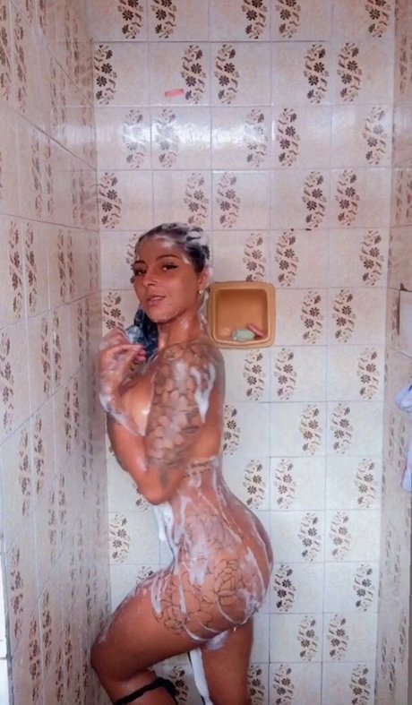 DJ Moana nude actress photos