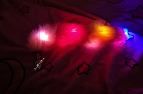 milkycazzie beautiful model image