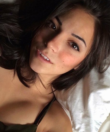 Brigit Sinaga best actress picture