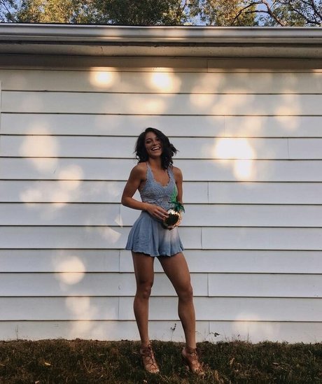 Brigit Sinaga pornstar top photos