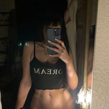 Snowwfoxxx star exclusive picture