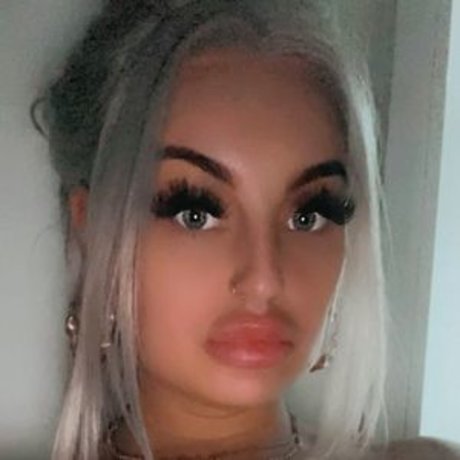 Cole97x model nude image