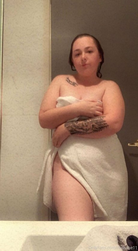 raebabe11 nude model pics