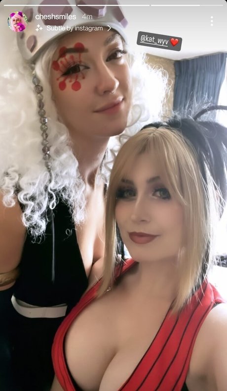 Cheshsmiles naked actress gallery