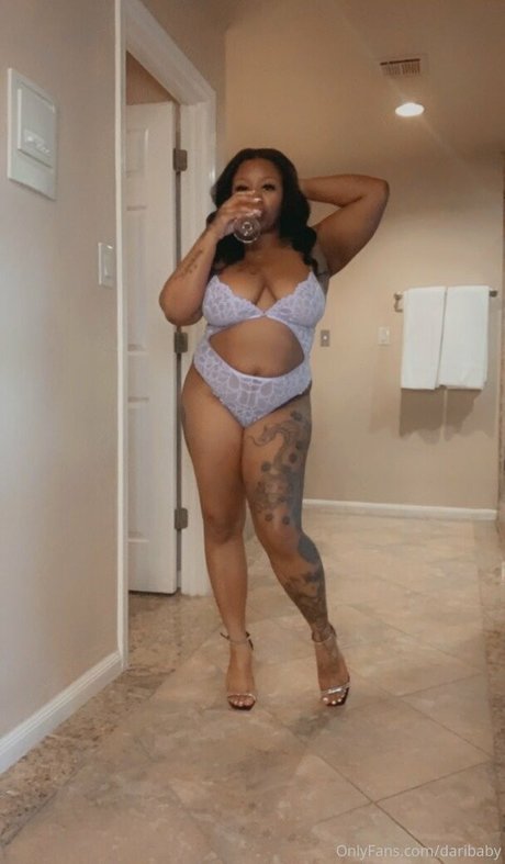 daribaby model high quality pic