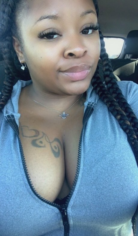 daribaby model beautiful photo