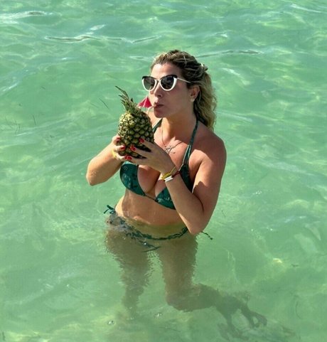 Isabela Pagliari pornstar nice galleries