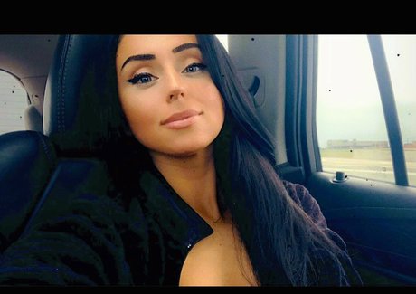 Doom LuckyGirl top pornstar img