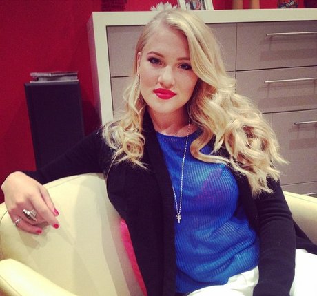 Anja Nissen pornstar top image