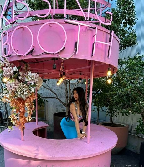 geminibabyofficial art model pic