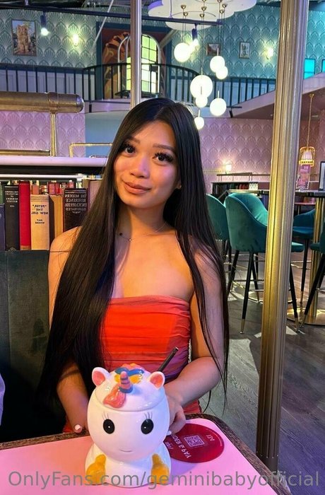 geminibabyofficial sexy star gallery