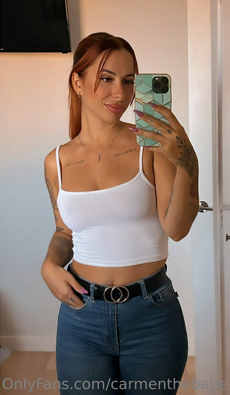 carmenthebabe model naked pics