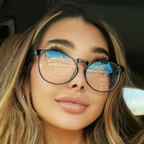 iwasintheshower high quality model picture