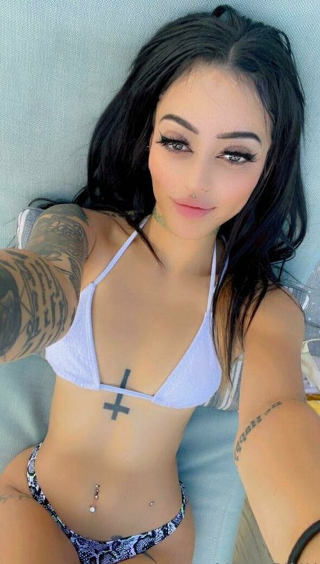 ninapinkxo pornstar hd picture