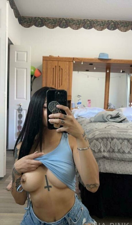 ninapinkxo high quality pornstar picture