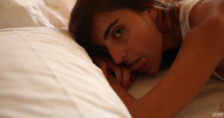 Aurora Mineo xxx model pictures