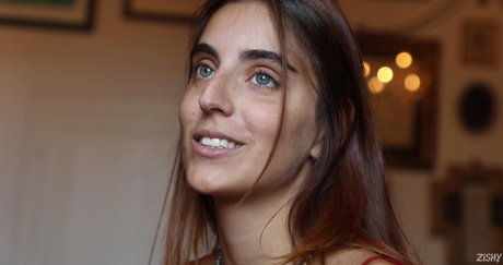 Aurora Mineo top star photos