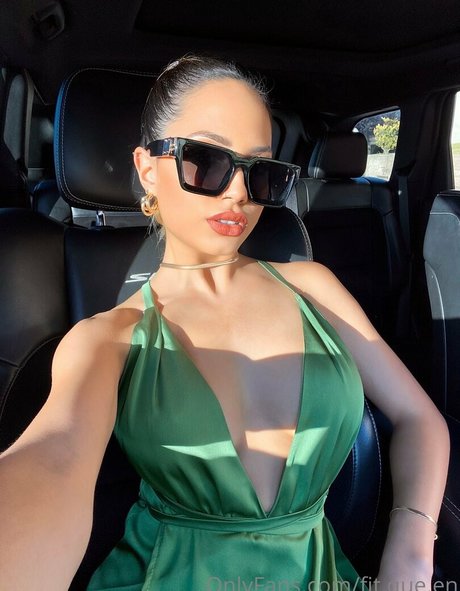 Fit que en beautiful model archive