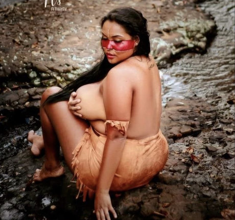 Pricila Pinap model art pic