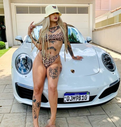 Isa Lopes star exclusive photos