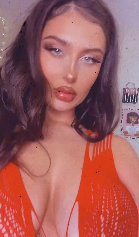 lotsof lana nude model gallery