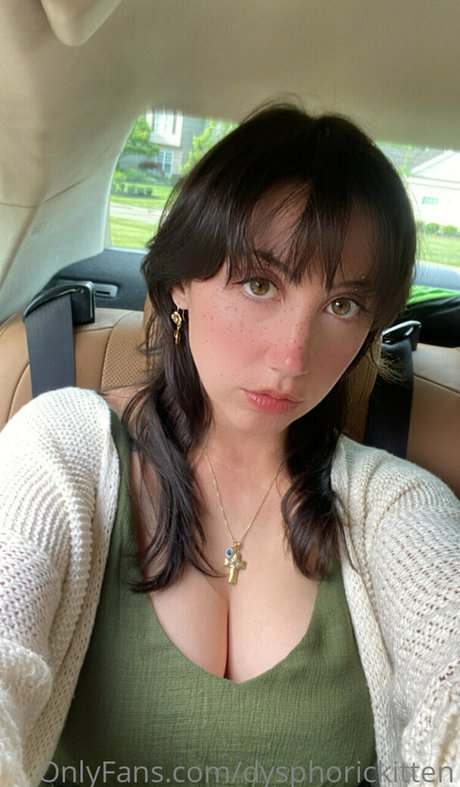 dysphorickitten model adult image