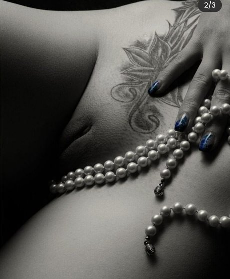 Sugar Sunny pretty actress galleries