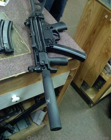 adelezora leefree sex model photos