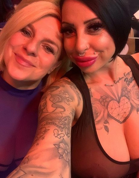 inside onlyfans hot xxx images