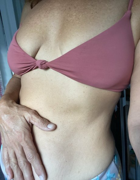 sexyelleanthony erotic star galleries