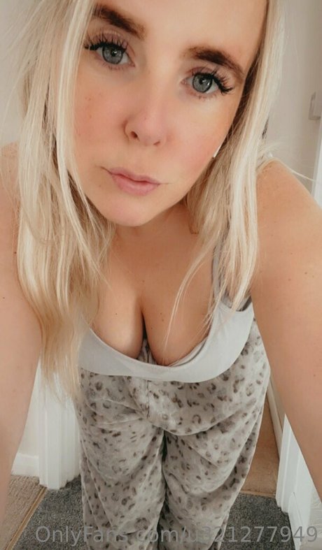 smilelaughshine model gallery