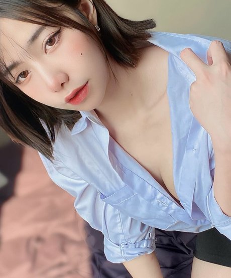 nahaneulll adult model pictures