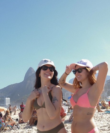 Jaqueline Guerreiro perfect model pics