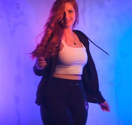 Lara Loft high quality model gallery