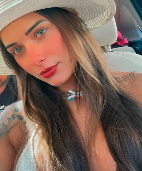 Cintia Colombino pornstar top photo