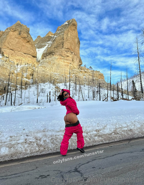 cutelunastar adult actress galleries