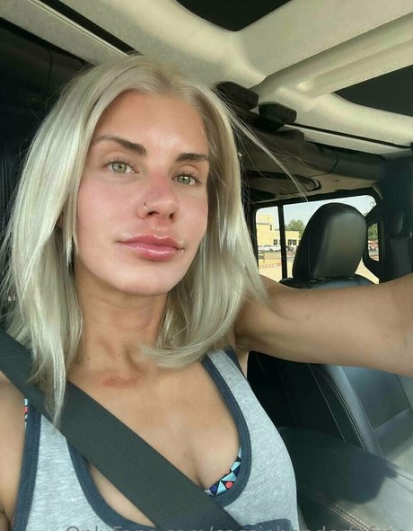 cassiebenderfitfree nice pornstar img