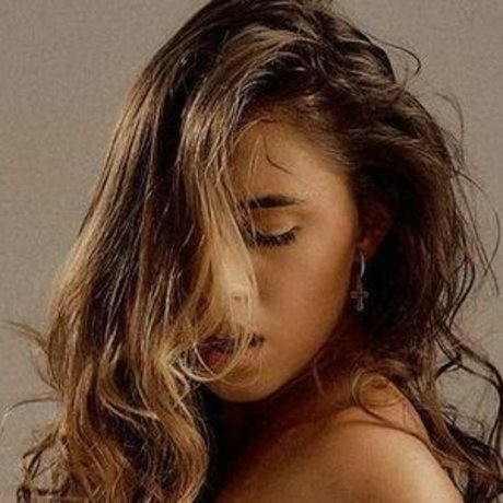 Issa Bell star adult pictures