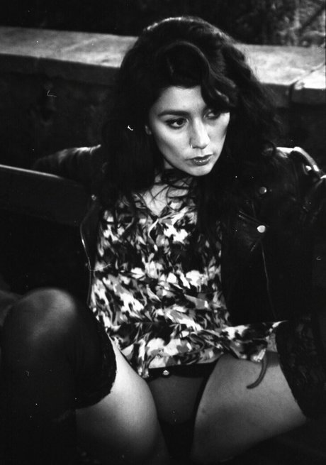 laurettavixen erotic model pics