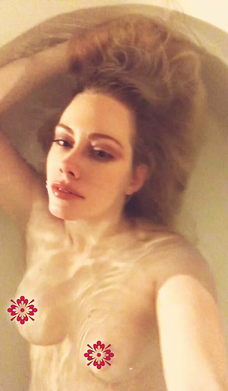 malloypanda pornstar nude images