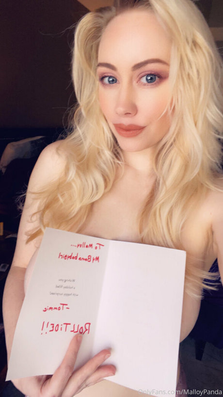 malloypanda pornstar adult img