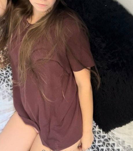 friskyqueen2 beautiful pornstar photo